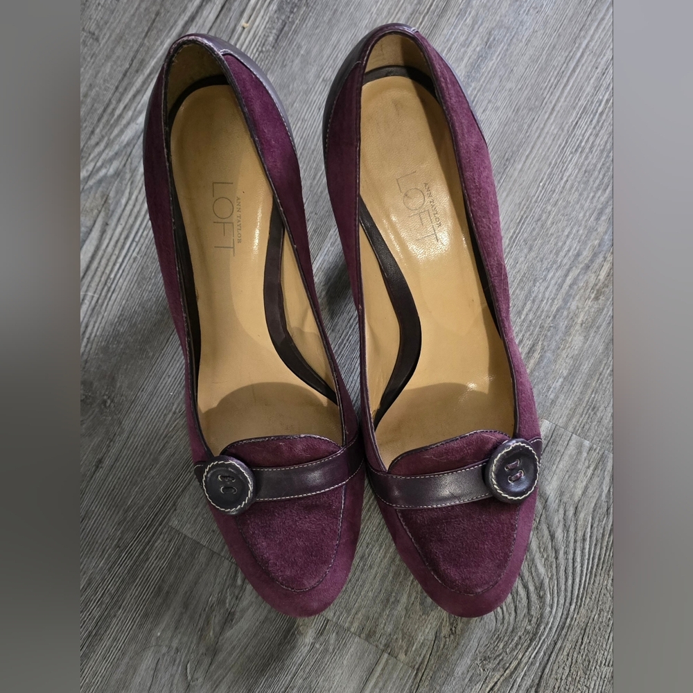 Loft Purple Suede Pumps Heels 8 1/2 8.5